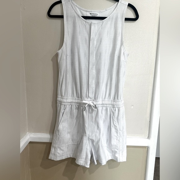 White Sleeveless Romper - Picture 1 of 6